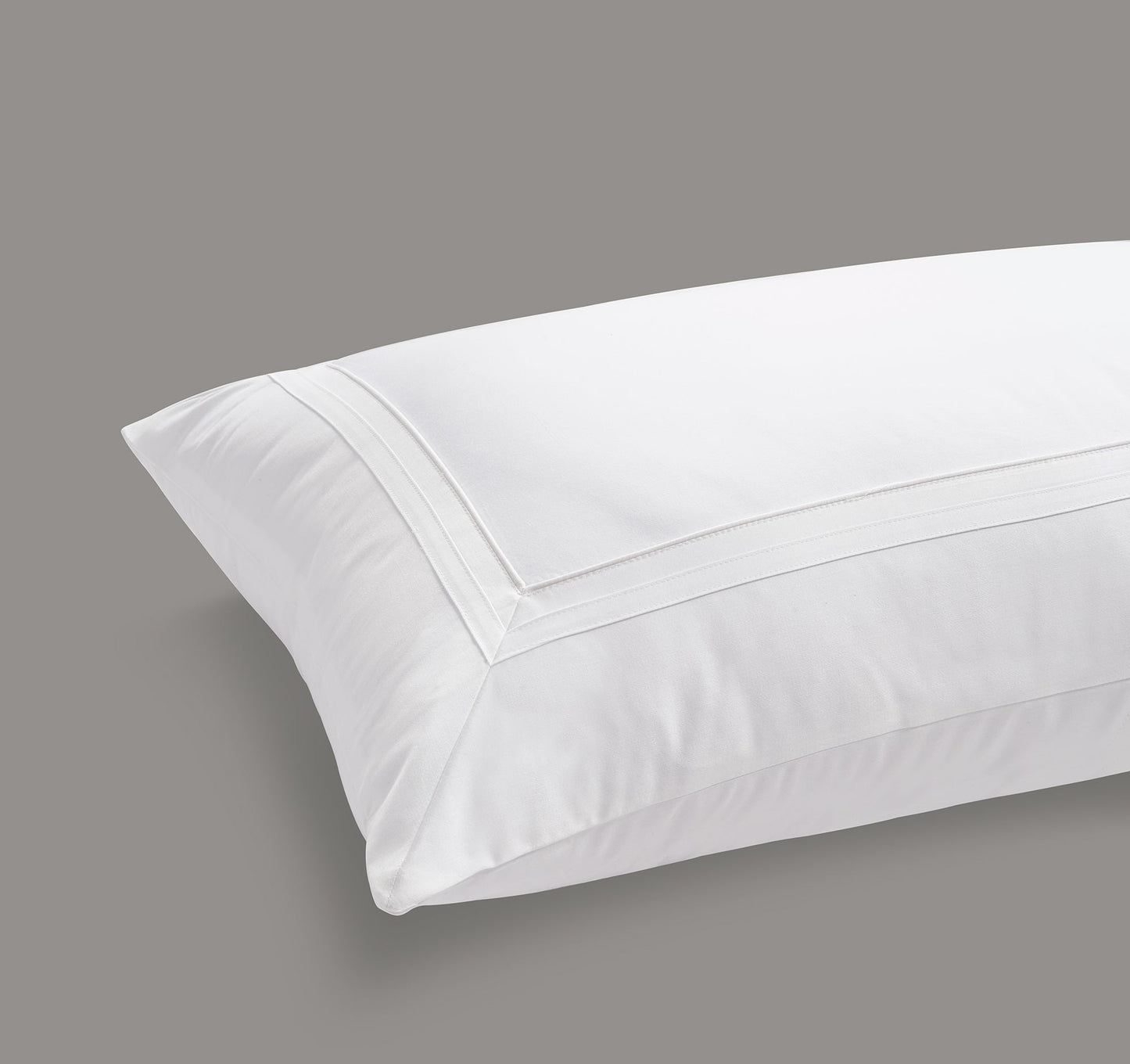 800 Thread Count Egyptian Cotton Royalton Lux Buttery Smooth Pillowcases - Brilliant White