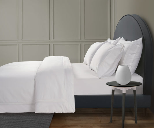 800 Thread Count Egyptian Cotton Royalton Lux Buttery Smooth Duvet Cover - Brilliant White
