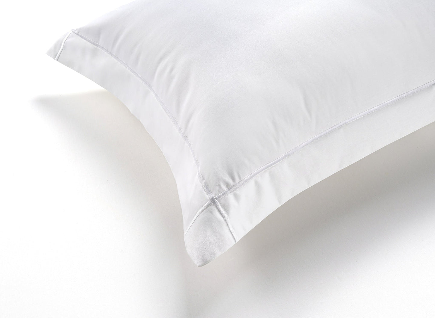 800 Thread Count Egyptian Cotton Kensington Lux Buttery Smooth Pillowcases - White